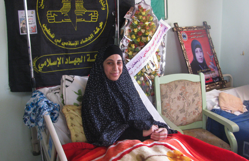 Hana al-Shalabi rests in bed