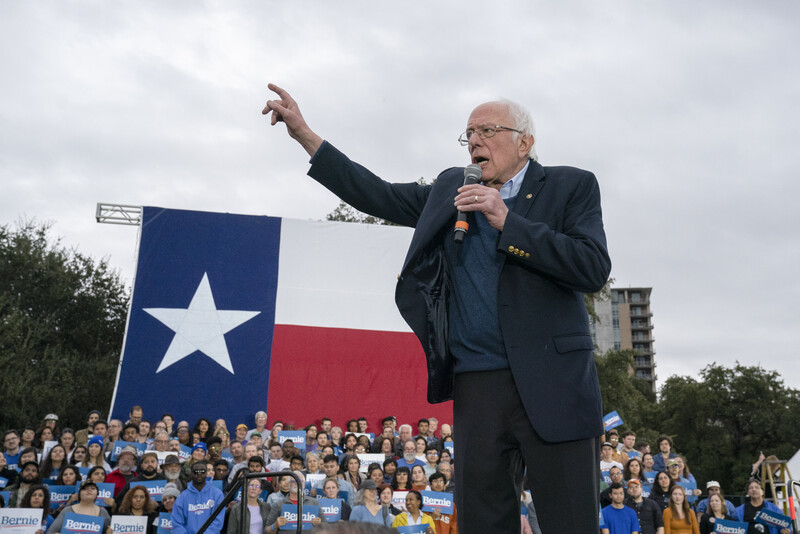 Bernie Sanders speaks to crowd of supporters