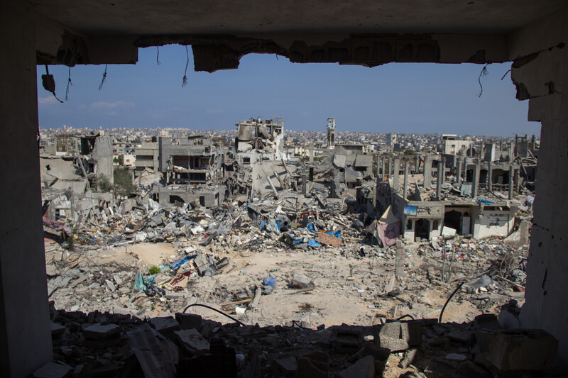 Overview of rubble of the destroyed building 