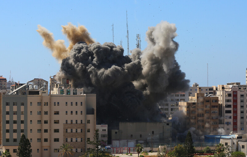 Landscape view of massive explosion in city skyline