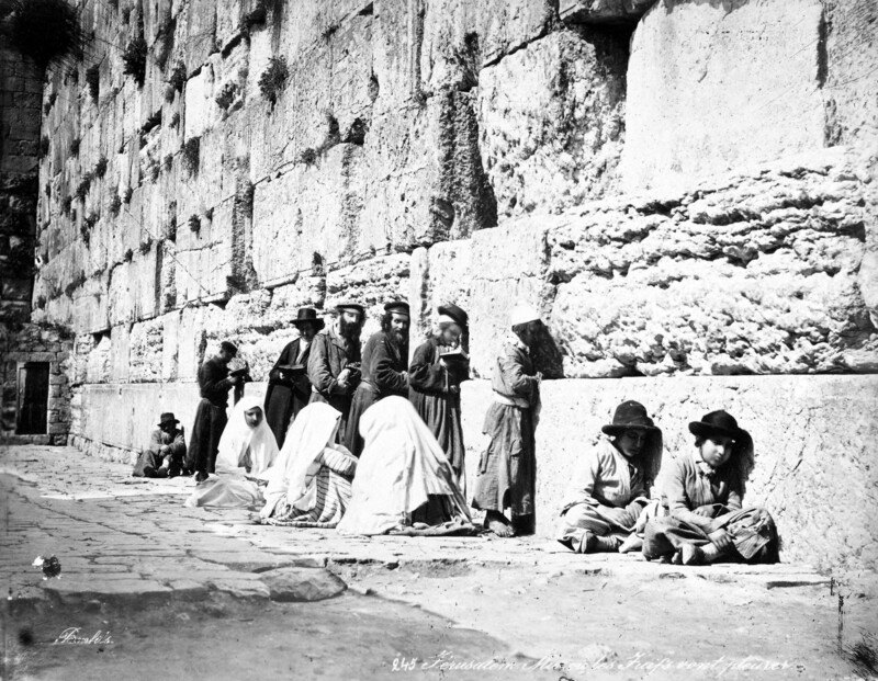 People praying at the Western Wall