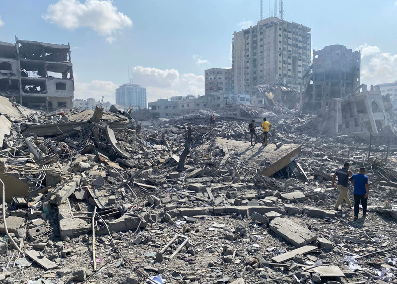 Corpses are a common sight in Gaza