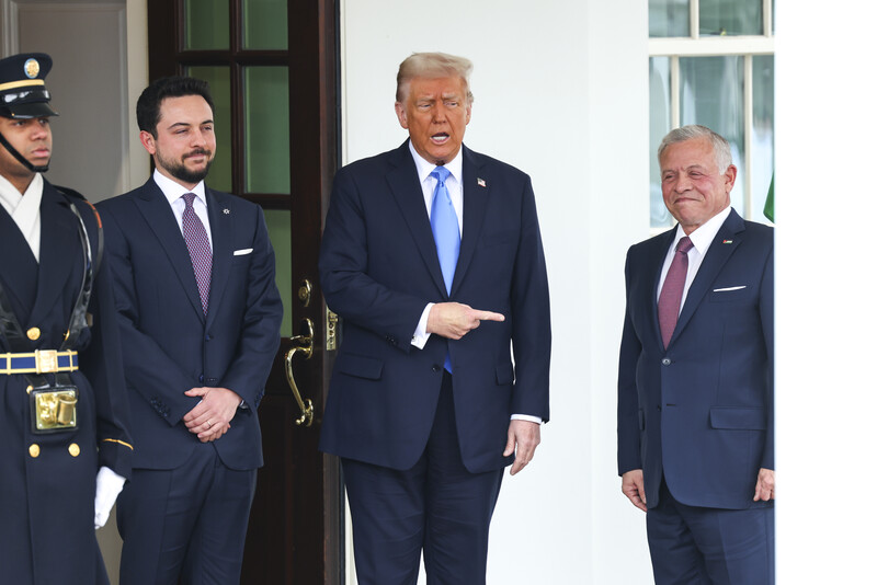 Donald Trump, King Abdullah and Crown Prince Hussein