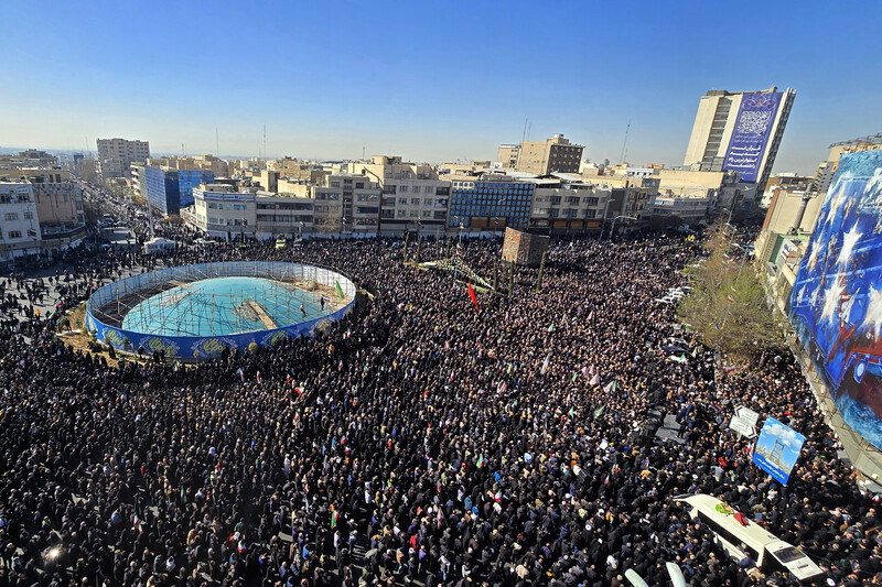 Overhead view of enormous crowd in large city square