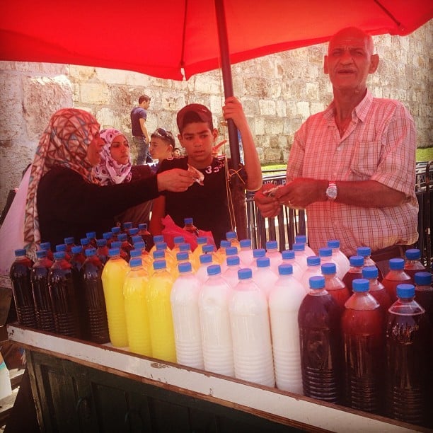 Here it is the whole collection of traditional #ramadan drinks: Caroub, loz, lemon and tamer hindi. My favorite has to be kharob, so refreshing! #jerusalem #palestine on Instagram