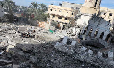 A mosque in ruins following an Israeli attack 