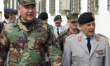 A number of senior soldiers from the US and Germany in uniform 